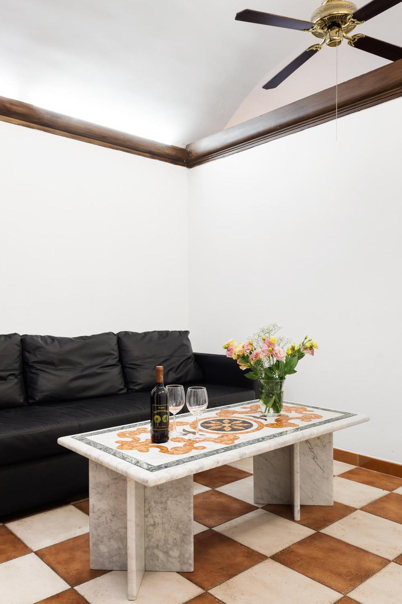 Campitelli 9 - Loft In Ancient Appartement *